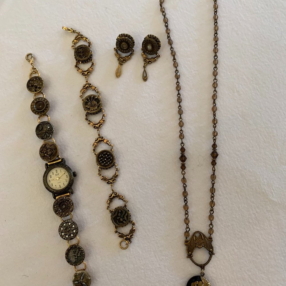 Grandmother's Buttons